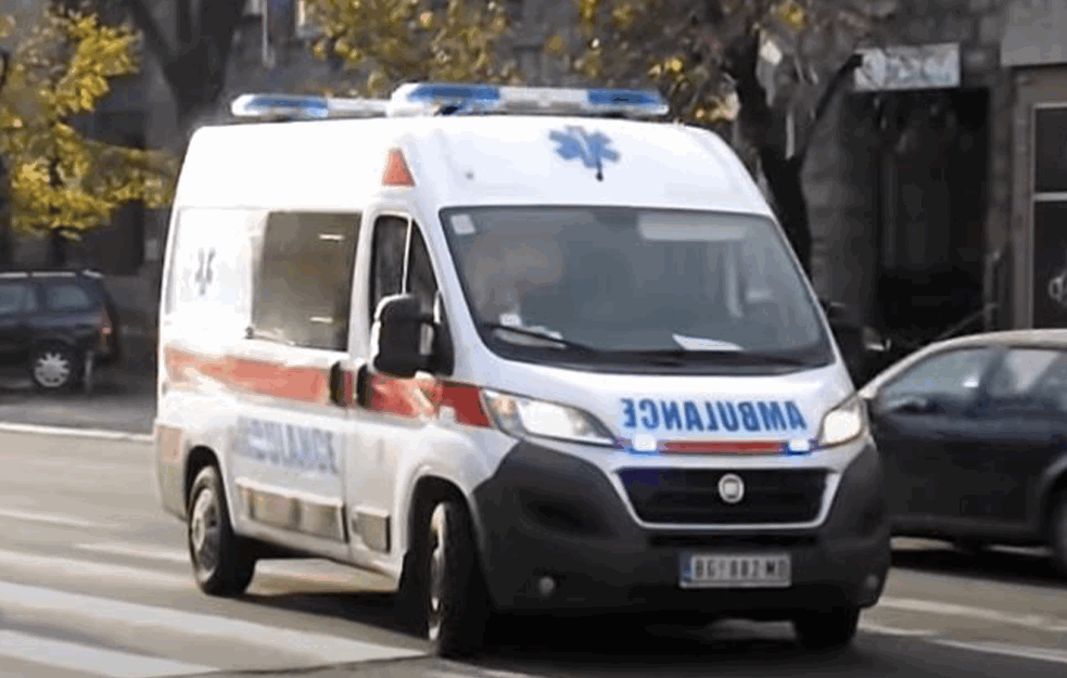 UŽAS U OBRENOVCU: Telo muškarca pronađeno nasred ulice