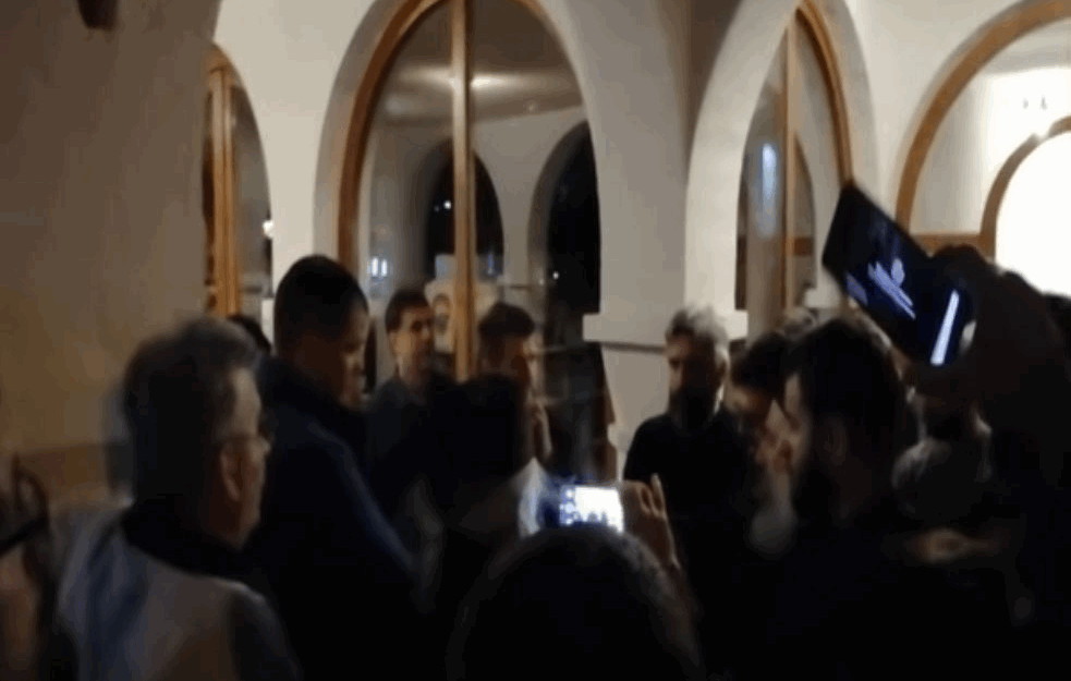 Policija odustala od hapšenja barskih sveštenika, saslušanje u policiji zakazano za sutra 