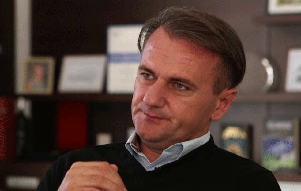 OSTOJA MIJAILOVIĆ ODGOVORIO NA JEZIVU PORUKU NAVIJAČA: Svi oni koji žele da Partizana nema džabe se raduju! 
