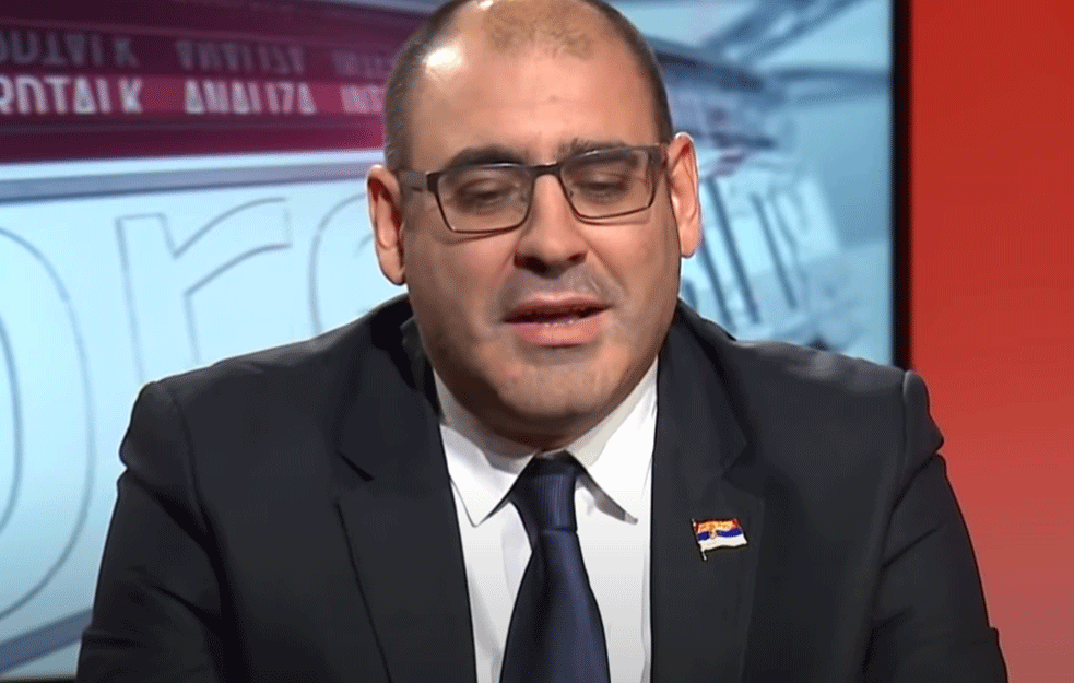 ĐUKA OŠTRO ISPROZIVAO STEFANOVIĆA: Znate kada neko ko je kupio diplomu iznosi gluposti