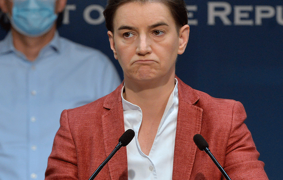 PREMIJERKA BRNABIĆ TVRDI: 'Beograd nije <span style='color:red;'><b>najzagađeniji grad</b></span>, nemamo dovoljno mernih stanica!' (FOTO)
