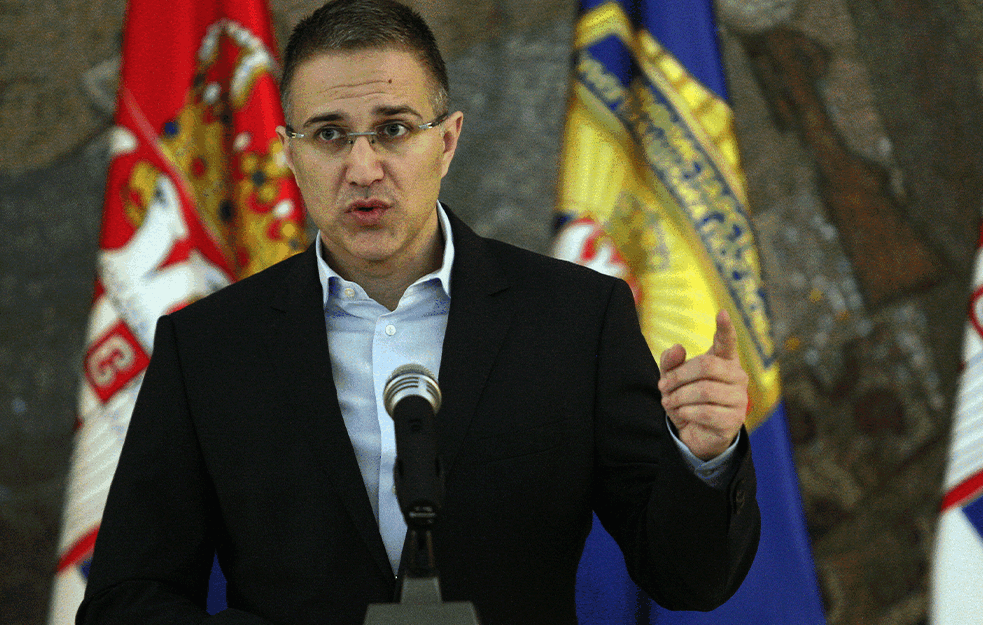 KUM NEBOJŠE STEFANOVIĆA BEŽI IZ MUPa: <span style='color:red;'><b>Goran Papić</b></span> je vrtoglavo napredovao za vreme VLADAVINE STEFANOVIĆA U POLICIJI