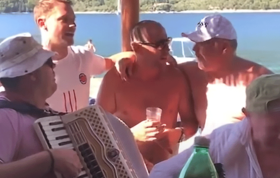 ZAPEVAO TOMPSONA, PA SE OGLASIO: <span style='color:red;'><b>Manuel Nojer</b></span> na krajnje bezobrazan način pokušao da se opravda! (VIDEO)