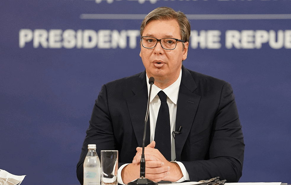 Vučić: <span style='color:red;'><b>Opozicija</b></span> koristi trikove i nasilje da dođe na vlast
