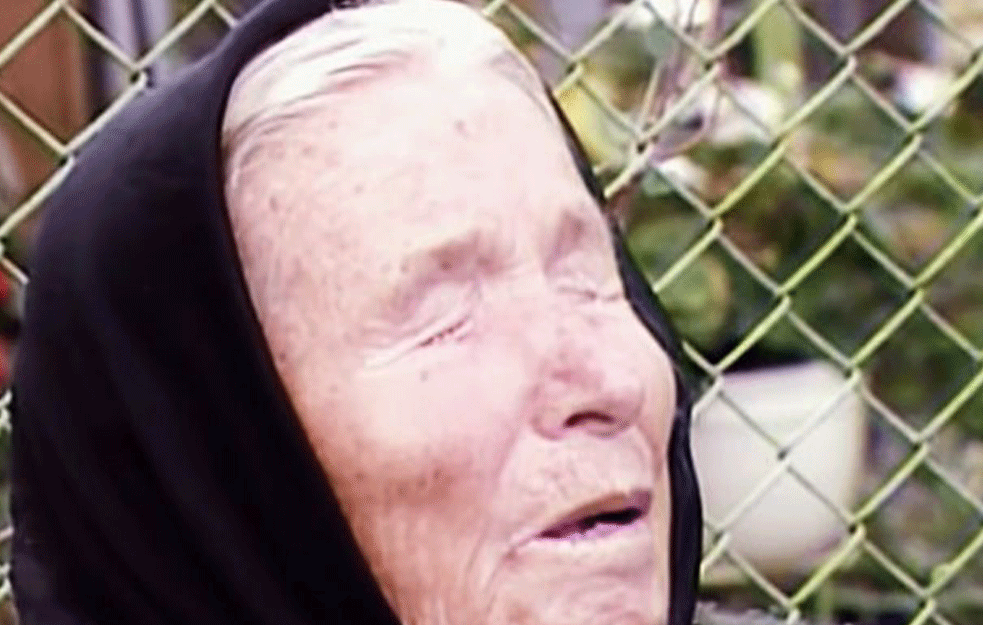 SRPSKA <span style='color:red;'><b>BABA VANGA</b></span> POSTALA POZNATA: Danima čekaju ispred njene kuće DA IM POMOGNE