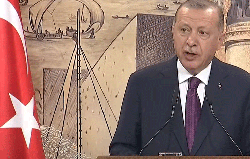 ERDOGAN PORUČIO: '<span style='color:red;'><b>Srebrenica</b></span> je CRNA MRLJA čovečanstva iz koje lideri nisu IZVUKLI LEKCIJU' 