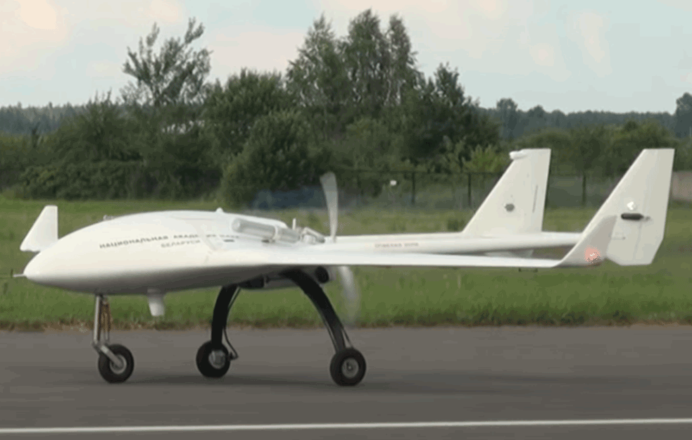 LUKAŠENKO ŠALJE DRONOVE NA GRANICU: Avioni nadleću <span style='color:red;'><b>vazdušni prostor</b></span>, sve je u STANJU PRIPRAVNOSTI!