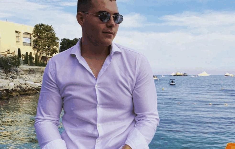 BRENIN SIN SE POHVALIO MIŠIĆIMA: Viktor smršao 40 kilograma, pa sve ZAPALIO novom OBJAVOM