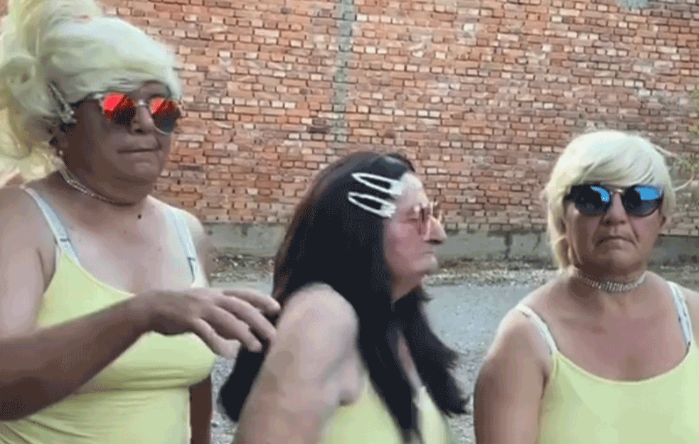MOĆNE BAKICE ODUVALE 'HURIKEJN': Evo ko su VREMEŠNE dame koje u KRPICAMA vrte <span style='color:red;'><b>KUKOVI</b></span>MA! (VIDEO)