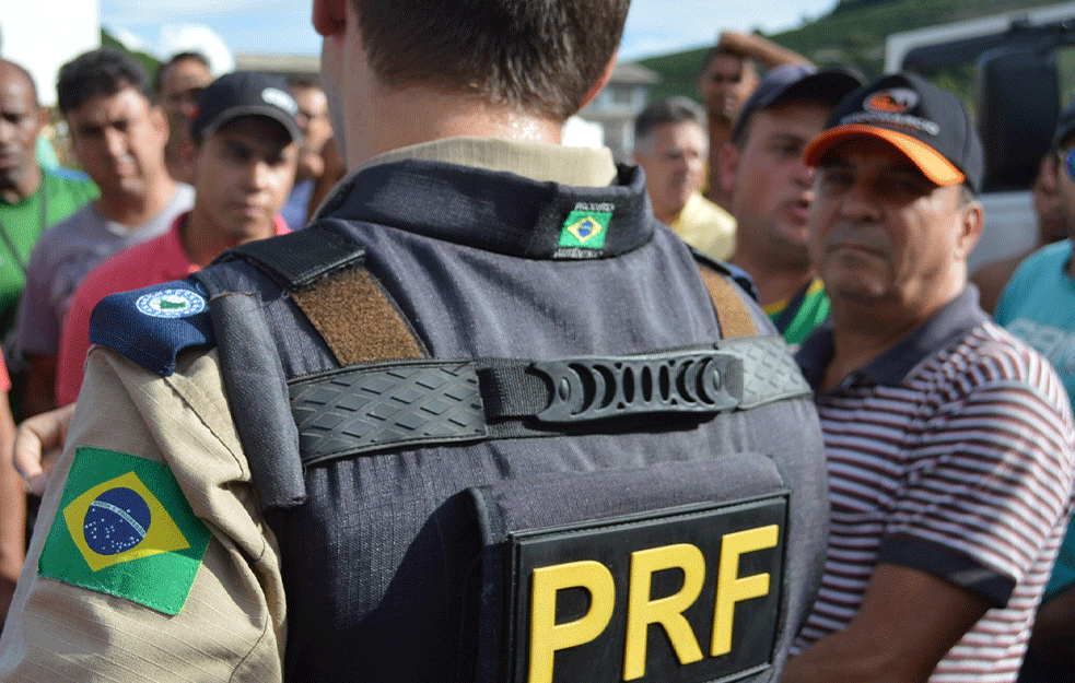 ZAISTA NEĆETE VEROVATI: Evo šta jašu saobraćajne policijske patrole iz Brazila! Nisu ni konji ni <span style='color:red;'><b>slonovi</b></span>! (FOTO)