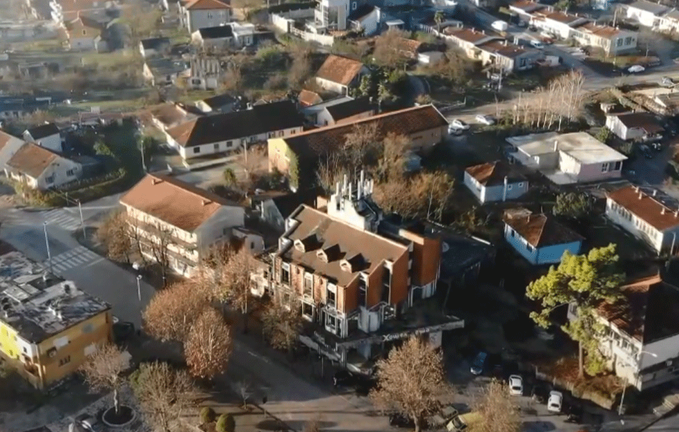 UBIJEN noćni čuvar restorana u <span style='color:red;'><b>Danilovgrad</b></span>u: Radnica pronašla BEŽIVOTNO TELO muškarca (56)