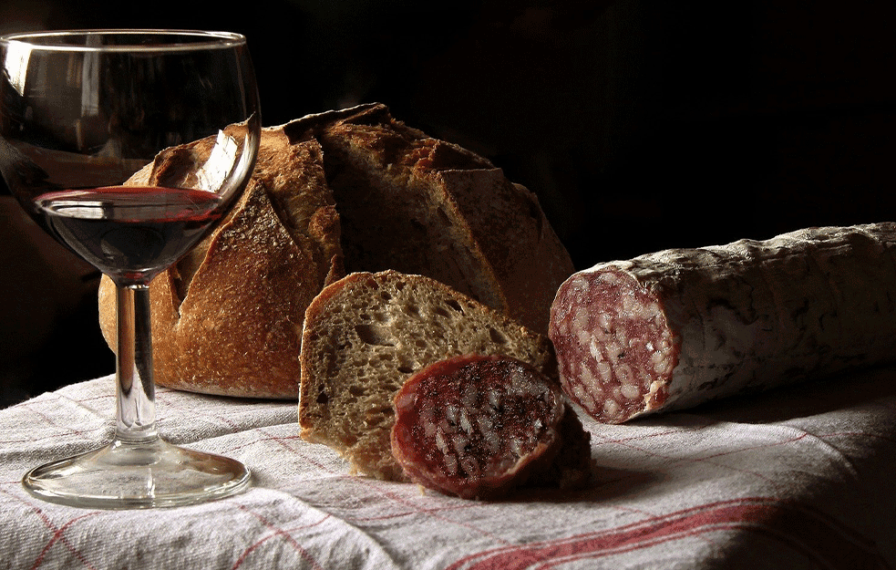 VLADA SRBIJE PRODUŽILA <span style='color:red;'><b>TRAJANJE</b></span> CENE ZA SAVA HLEB : Evo kolika će cena se zadržati 
