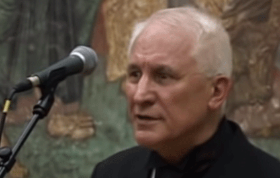 Nagrada '<span style='color:red;'><b>Duško Trifunović</b></span>' otišla u ruke akademika Matije Bećkovića
