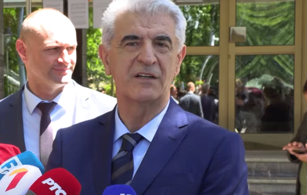 SLUČAJ KOVAČEVIĆ:  Evo šta nam je izjavio njegov advokat <span style='color:red;'><b>Borivoje Borović</b></span>, a reakcija na vest o premlaćivanju devojke bila je veoma interesantna!
