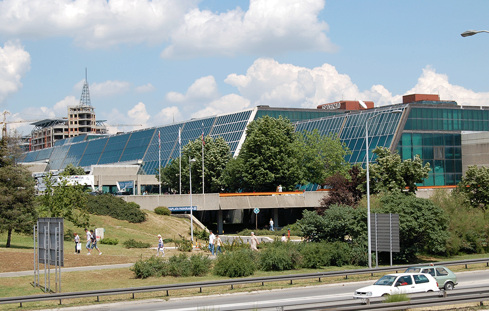 SAVA CENTAR MIŠKOVIĆU SKORO UPOLA CENE: Delta 'gradi grad u malom' na Novom Beogradu! 