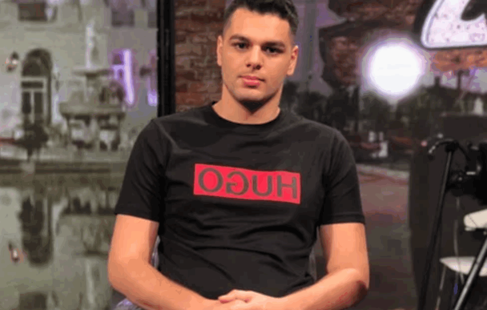 BEZ USTEZANJA IZNEO SVOJ STAV: Adam Đogani besan kao ris, oglasio se pa poslao brutalnu PORUKU! (FOTO) 