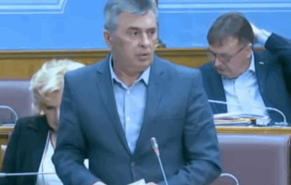 ĐUKANOVIĆ: Crnu Goru čeka NAJDUBLJA <span style='color:red;'><b>RECESIJA</b></span> u poslednjih NEKOLIKO DECENIJA, SRBIJA primer DOBRE EKONOMSKE POLITIKE! 