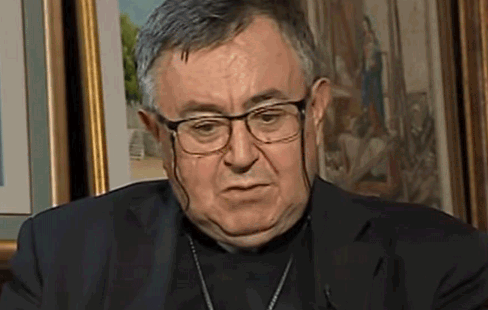 SRAMOTA: <span style='color:red;'><b>Hrvatski sveštenik</b></span> negira ustaške zločine u Jasenovcu!