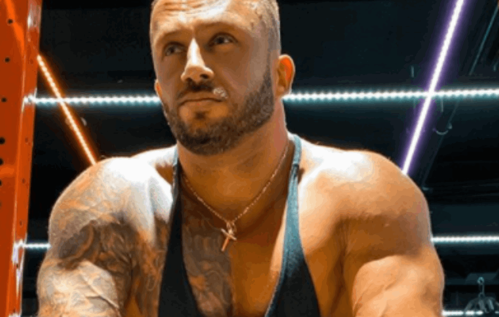 KORONA ODNOSI I NAJZDRAVIJE: <span style='color:red;'><b>Fitnes instruktor</b></span> i INFULUENSER hrabrio se da VIRUS NE POSTOJI, pa za osam dana preminuo i OSTAVIO TROJE DECE! (FOTO)