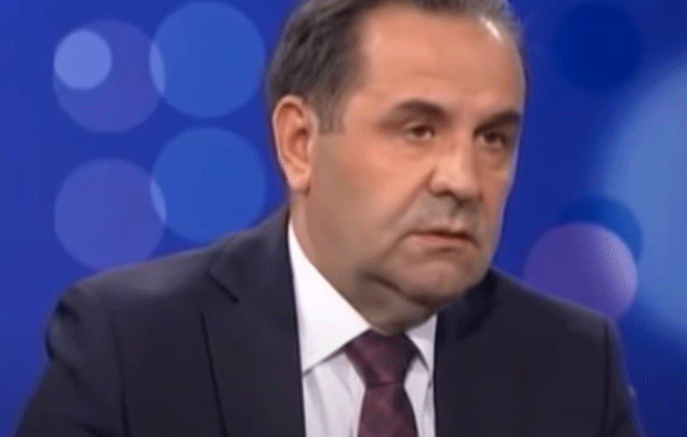 NA FEJSBUKU TRAŽE POVRATAK VEČNOG MINISTRA: Osnovana grupa da se <span style='color:red;'><b>Rasim Ljajić</b></span> vrati u Vladu! (FOTO)