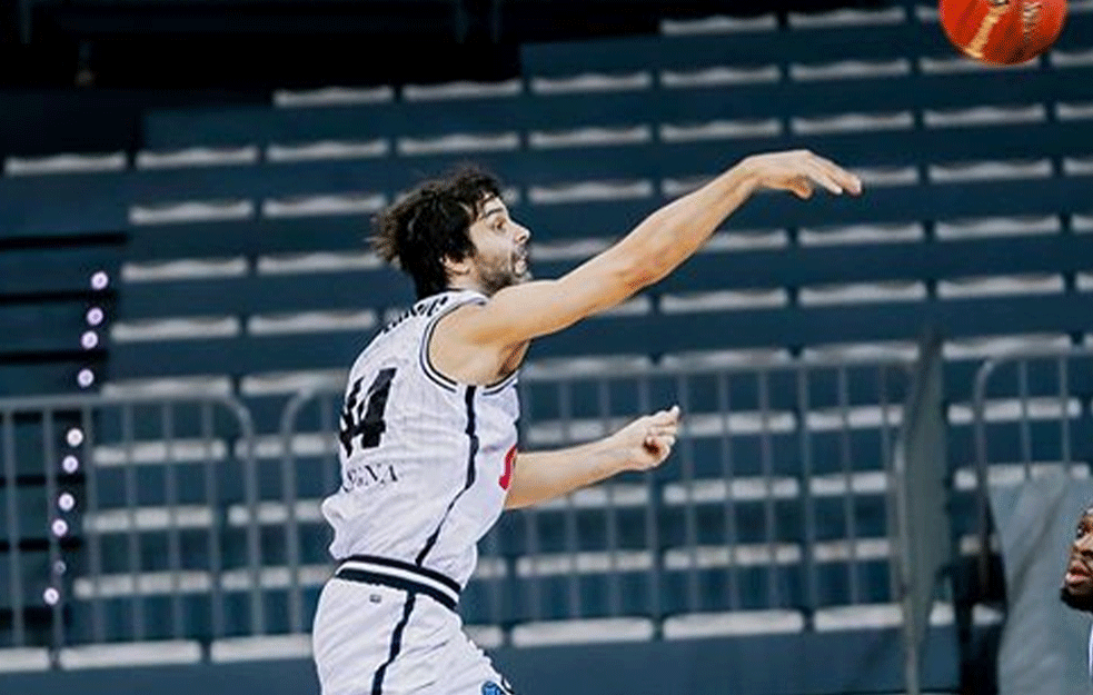 TEODOSIĆ NIJE NA SPISKU ZA <span style='color:red;'><b>EVROBASKET</b></span>: Pešić morao da precrta našeg veterana 