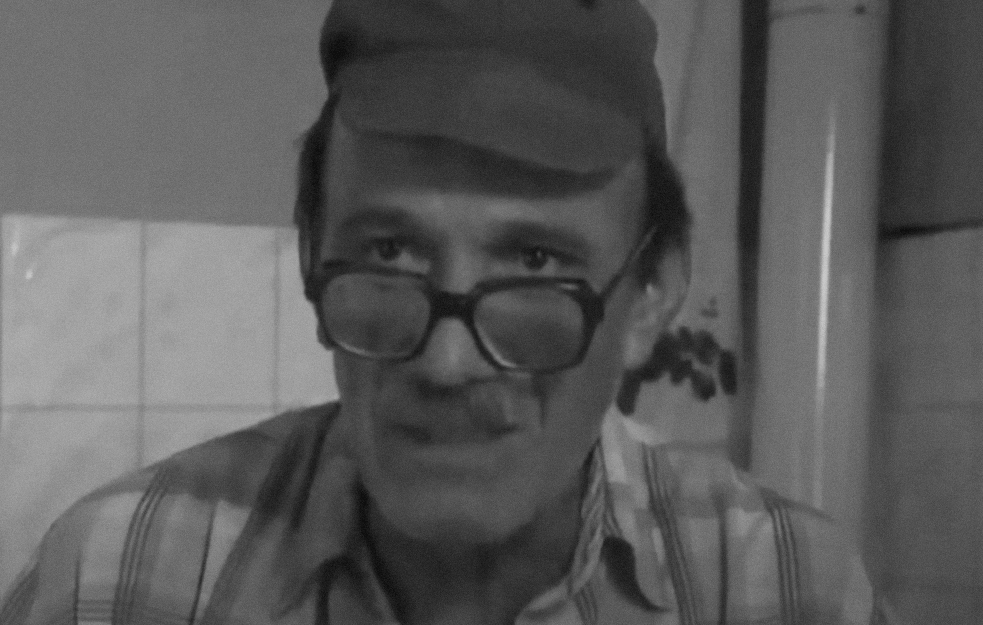 PREMINUO OMILJENI LIK IZ 'SELO GORI, A BABA SE ČEŠLJA': 'Nemoj da se ljutiš… i počivaj u miru dragi moj <span style='color:red;'><b>Dragojlo</b></span>'