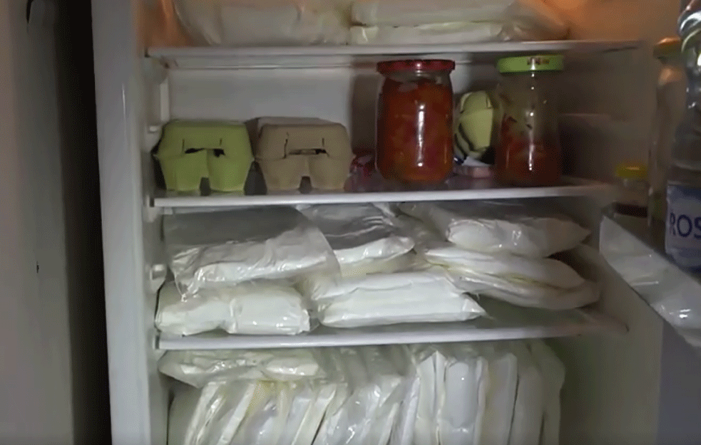 VELIKO HAPŠENJE DILERA U BEOGRADU: U frižideru red droge, red ajvara, ZAPLENJENO 67 KILOGRAMA NARKOTIKA (VIDEO)