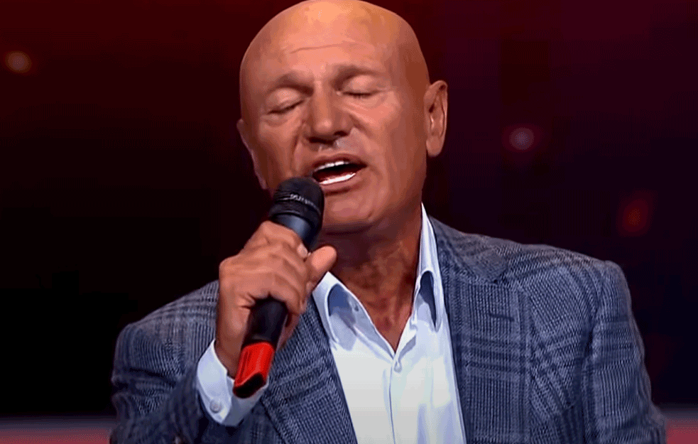 Ova <span style='color:red;'><b>LEGENDARNA PESMA</b></span> je bila namenjena ŠABANU ŠAULIĆU, ali mu nisu dali da je snimi: Evo ko je otpevao ovaj VANVREMENSKI HIT (VIDEO)