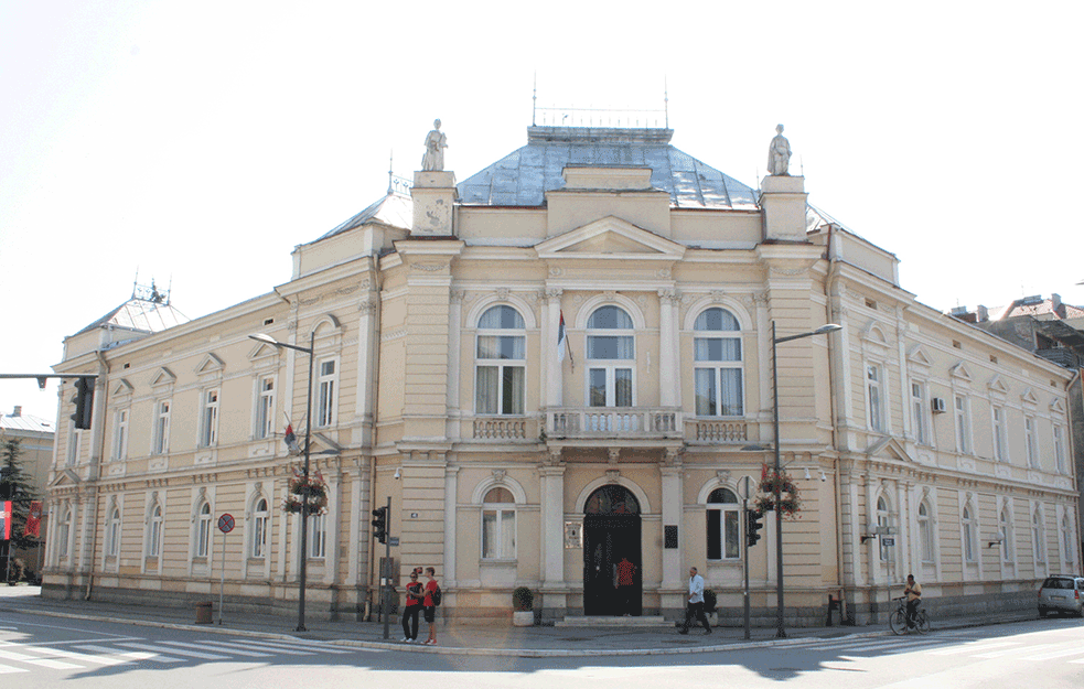 VALJEVSKA BLAMAŽA: Ni tri i po godine posle hapšenja nema početka suđenja gradskim čelnicima za korupciju 