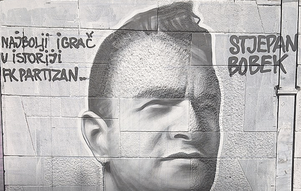 BIO JE <span style='color:red;'><b>LEGENDA PARTIZANA</b></span>: Fudbaler koji je bežao od USTAŠA, a zbog jedne afere koju mu je Zvezdin čovek smestio hteo da pobegne (VIDEO)