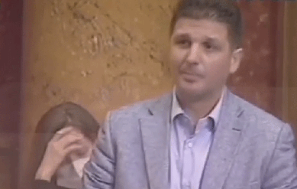 JUGOVIĆ : U prošlom sazivu nismo smeli da propustimo šansu da stavimo na <span style='color:red;'><b>dnevni red</b></span> rezoluciju o ustaškom genocidu