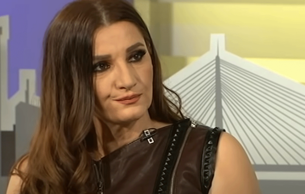 ĆERKA MIRE ŠKORIĆ JE PRAVA LEPOTICA: Ne voli <span style='color:red;'><b>javni život</b></span>, a OVOME se najviše posvetila! (FOTO) 