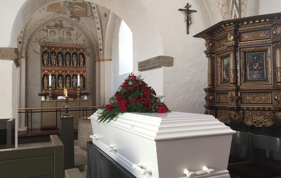 Najbizarniji običaj na svetu: Svake četvrte godine iskopaju kovčege kako bi oprali i presvukli preminula tela
