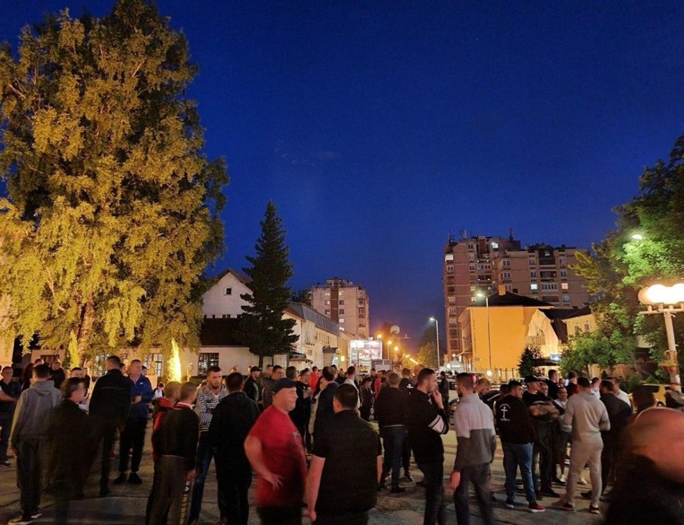 Ustali su i VASOJEVIĆI: Reka ljudi na ulicama Berana! (VIDEO)