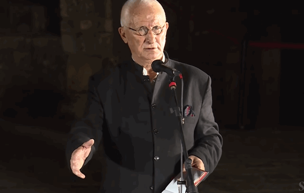  <span style='color:red;'><b>UKINUTA ZABRANA</b></span> SRPSKOM AKADEMIKU: Matija Bećković više NE UGROŽAVA nacionalnu SIGURNOST Crne Gore