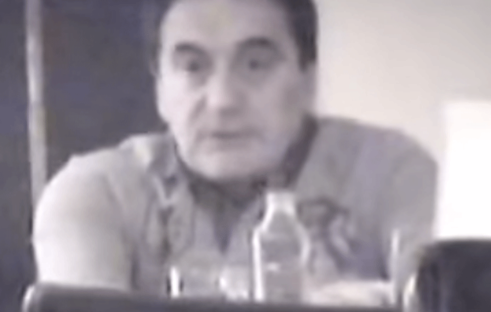 Miša Banana, Foto: Youtube/Printscreen