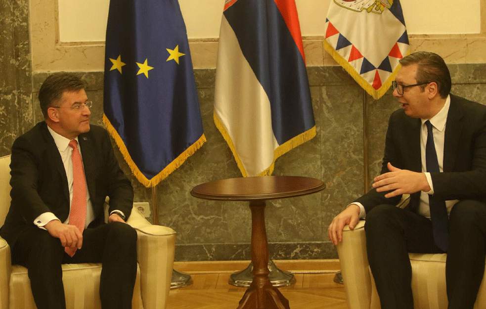 VUČIĆ PORUČIO POSLE RAZGOVARA SA LAJČAKOM: Kompromis znači nikome sve, svakome dovoljno!