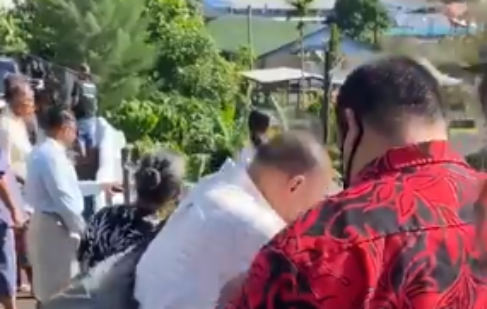 SVI U BRDA, STIŽE CUNAMI! Stanovnici <span style='color:red;'><b>Pacifik</b></span>a u strahu od OGROMNOG TALASA nakon zemljotresa! (VIDEO)