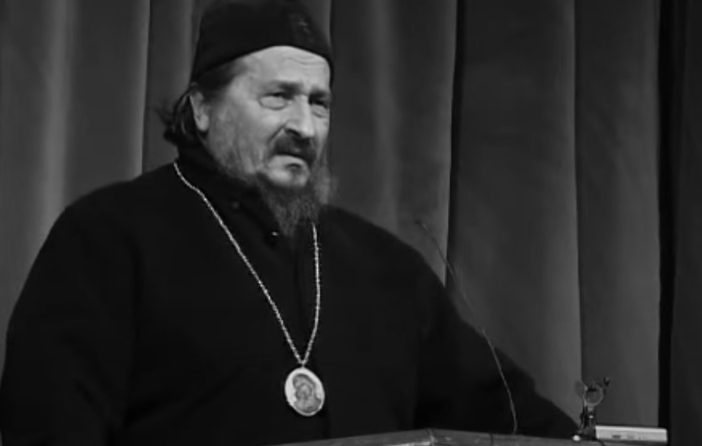 <span style='color:red;'><b>POSLEDNJE ZBOGOM</b></span>: Umirovljeni episkop Atanasije danas će biti sahranjen na groblju manastira Tvrdoš

