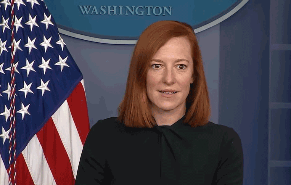 AMERIČKE VAKCINE ŽRTVE RUSKIH DEZINFORMACIJA: <span style='color:red;'><b>Potparolka</b></span> BELE KUĆE optužila KREMLJ za kampanju protiv vakcina iz SAD!      