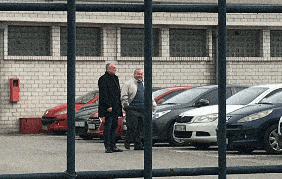 VULETIĆ PUŠTEN IZ SBPOK-a: Saslušavan skoro ČETIRI SATA o navodnim ZLOUPOTREBAMA U <span style='color:red;'><b>FK PARTIZAN</b></span>!   