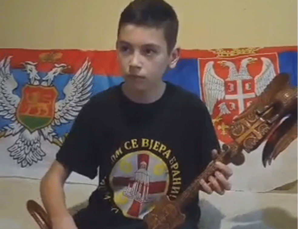 Poraz Mila Đukanovića opevao jedan od najmlađih guslara Crne Gore (VIDEO)