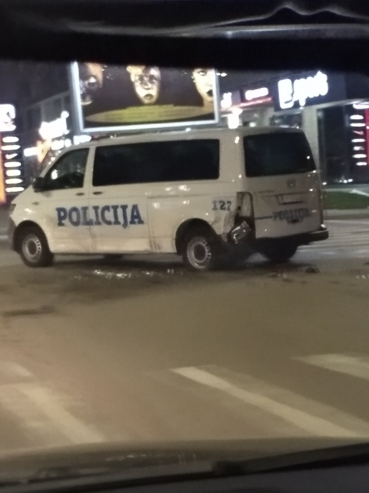 Foto. Glas javnosti