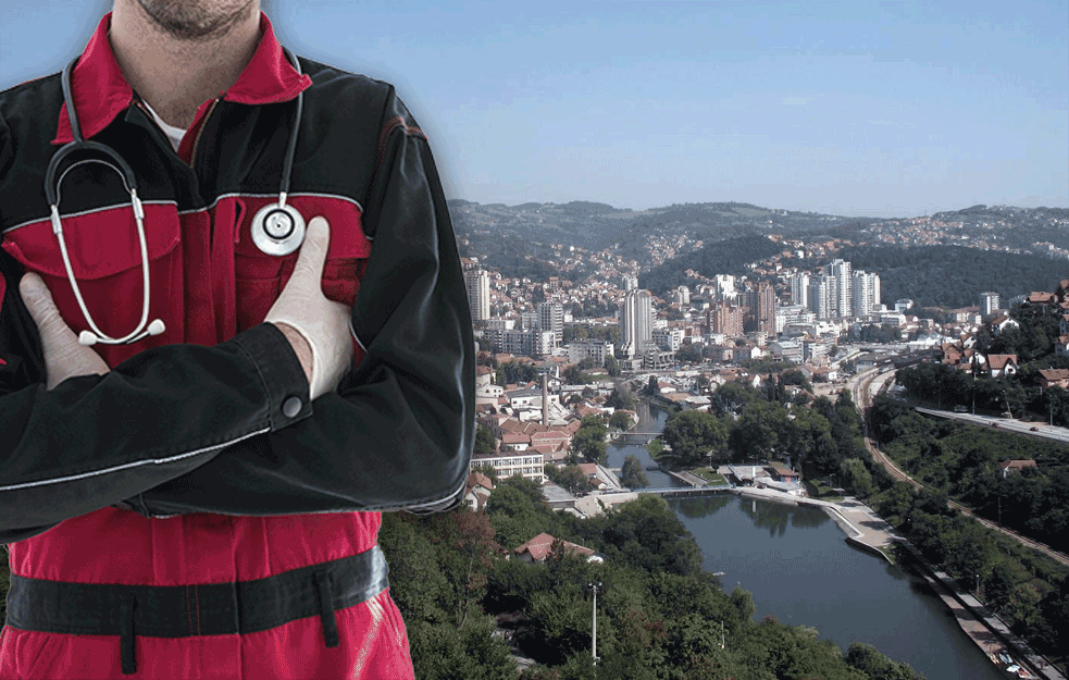 UŽICE STREPI OD MANIJAKA: Maskiran u <span style='color:red;'><b>bolničar</b></span>a PREPADA žene I devojčice po gradu