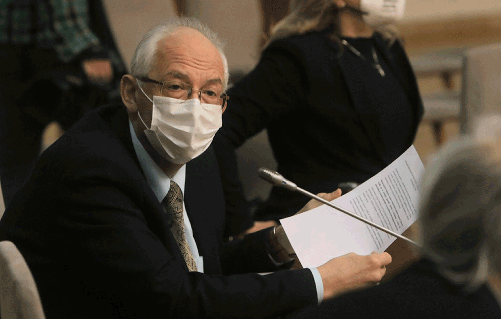 'Imaćemo više smrtnih slučajeva SLEDEĆE NEDELJE!' DOKTOR KON POPUŠTANJE MERA SMATRA NEREALNIM 