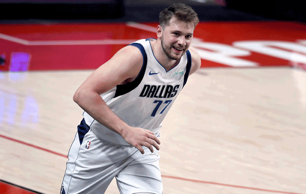 LUKA DONČIĆ PESNICOM UDARIO PROTIVNIČKOG IGRAČA: Tresnio košarkaša Kavalirsa ISPOD POJASA! (VIDEO) 