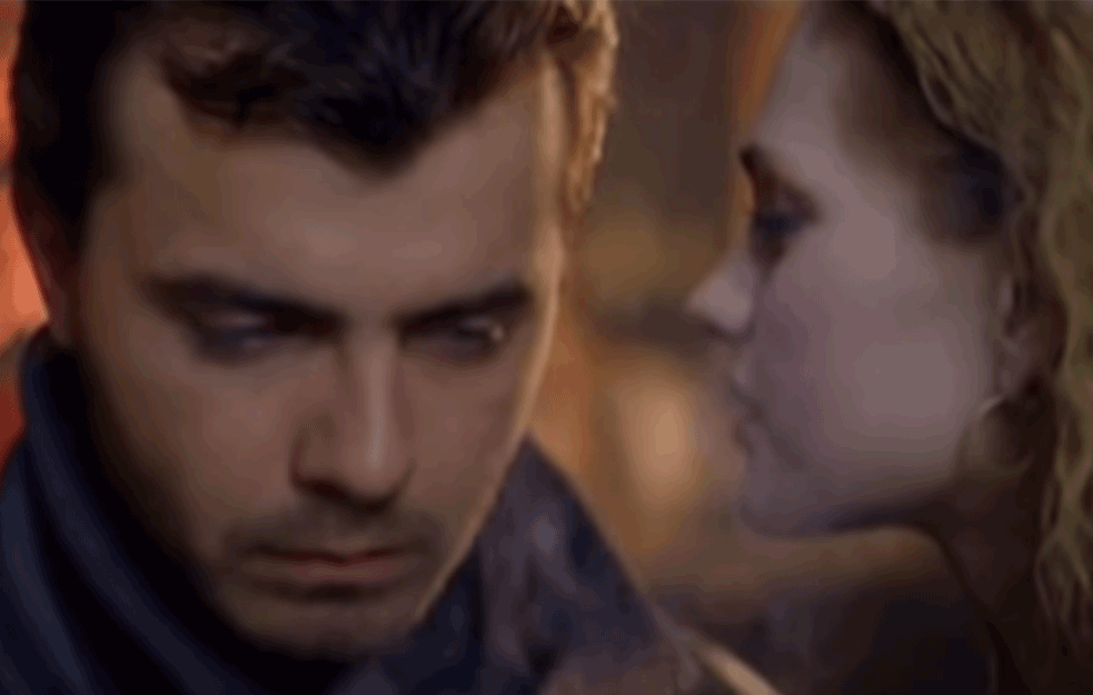 ZBOG OVE LEPOTICE JE NIKOLA KOJO BIO NA SLATKIM MUKAMA: Zanosnu Natašu svi znate po jednoj sceni, a evo kako danas izgleda! (FOTO)



