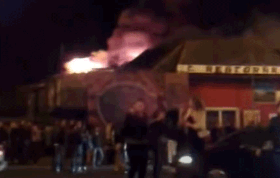 DANA KADA JE NOVI SAD ZAVIJEN U CRNO: Devet godina od tragedije u diskoteci 'KONTRAST', u kojoj je stradalo ŠESTORO MLADIH!

