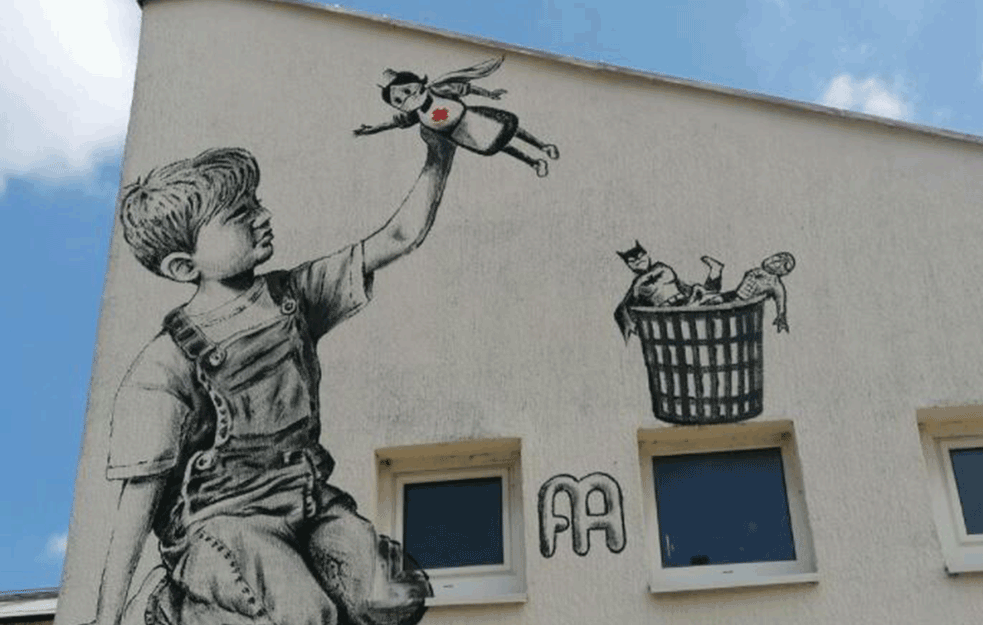 GEST VALJEVACA ZA LEKARE NA FRONTU: Građani oslikali MURAL na DOMU ZDRAVLJA!