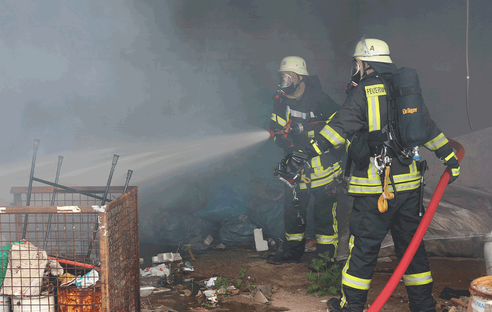 BOMBAŠKI NAPAD na ulicama Španije: Na meti kancelarije LEVIČARSKE STRANKE! 